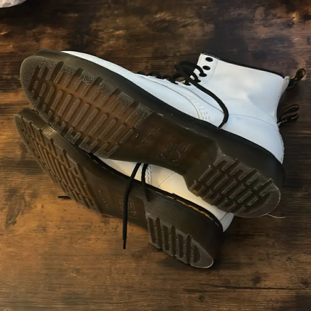 Dr. Martens 1460 Boots in White Size 9 / Exellent